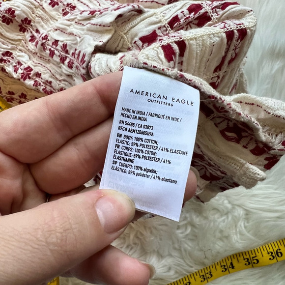 American Eagle Outfitters Womens Tank Top White Red Floral Sleeveless Smocked S - Picture 5 of 6